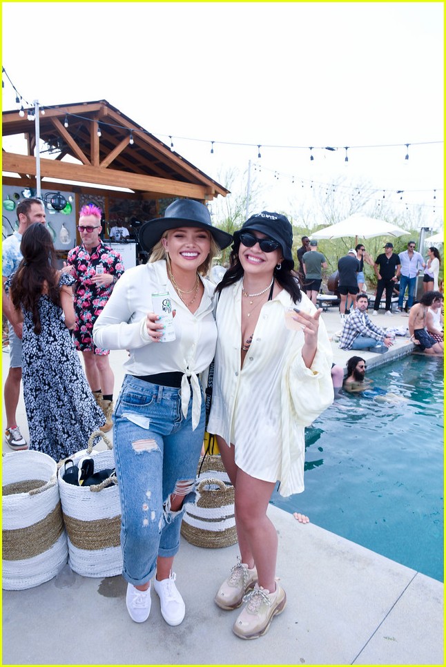 Full Sized Photo of vanessa hudgens rocks 3 looks while hosting