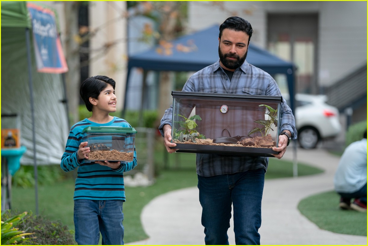love victor debuts season two trailer watch now 08