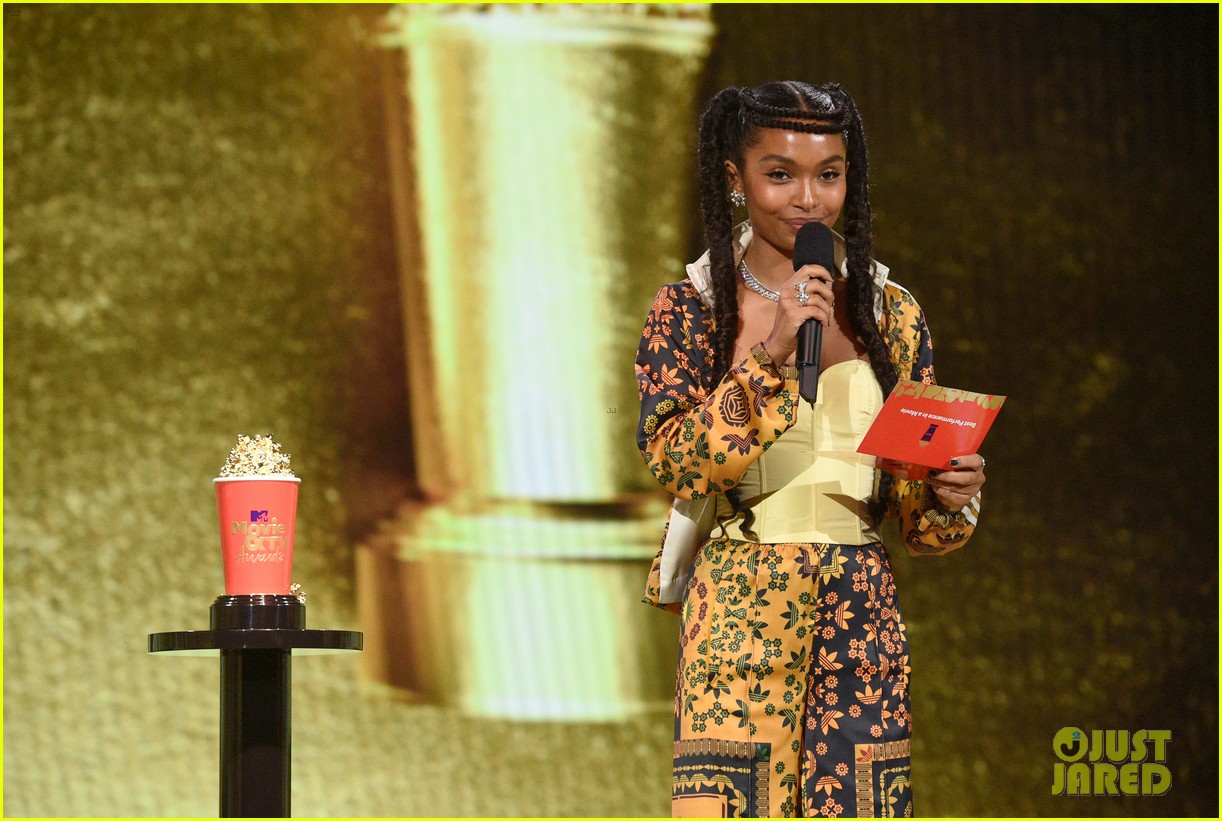 Full Sized Photo of yara shahidi mtv movie tv awards 15 | Yara Shahidi ...