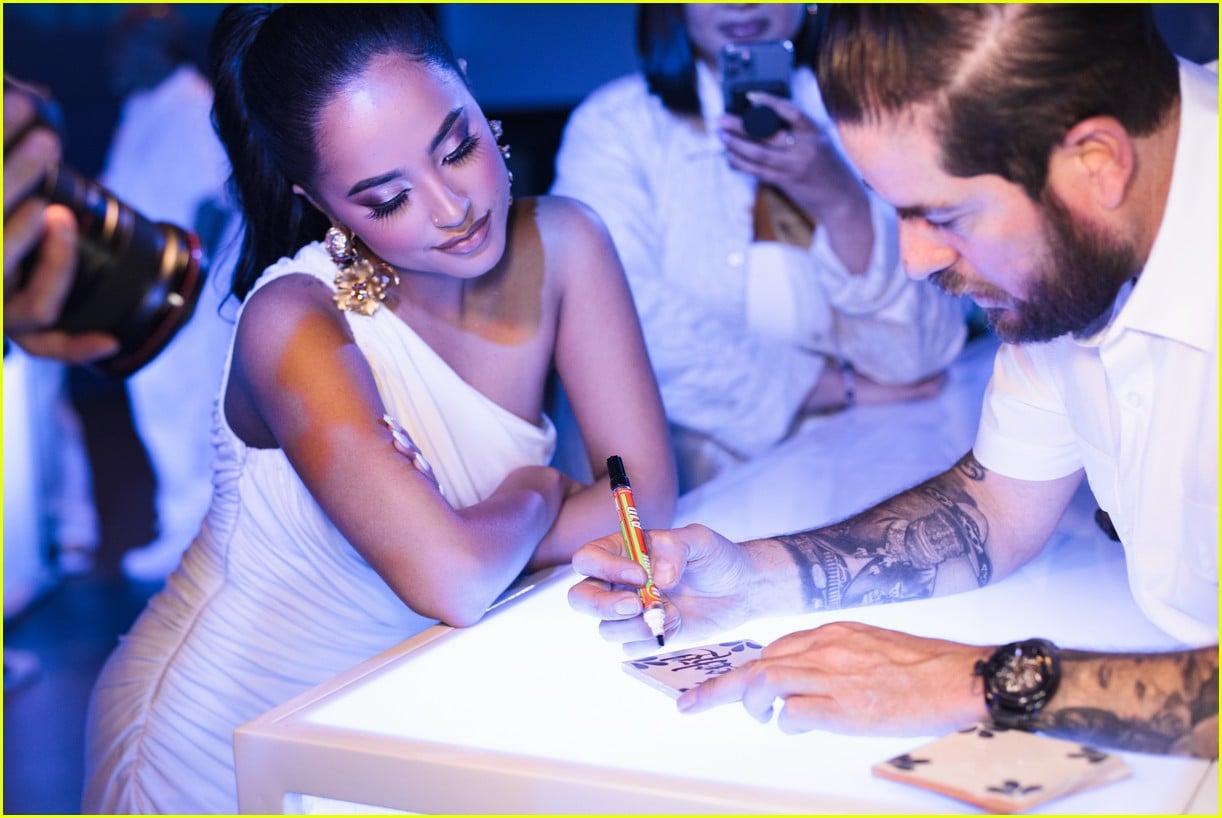 Becky G Launches New Beauty Brand Treslúce Beauty, Celebrating Latinx
