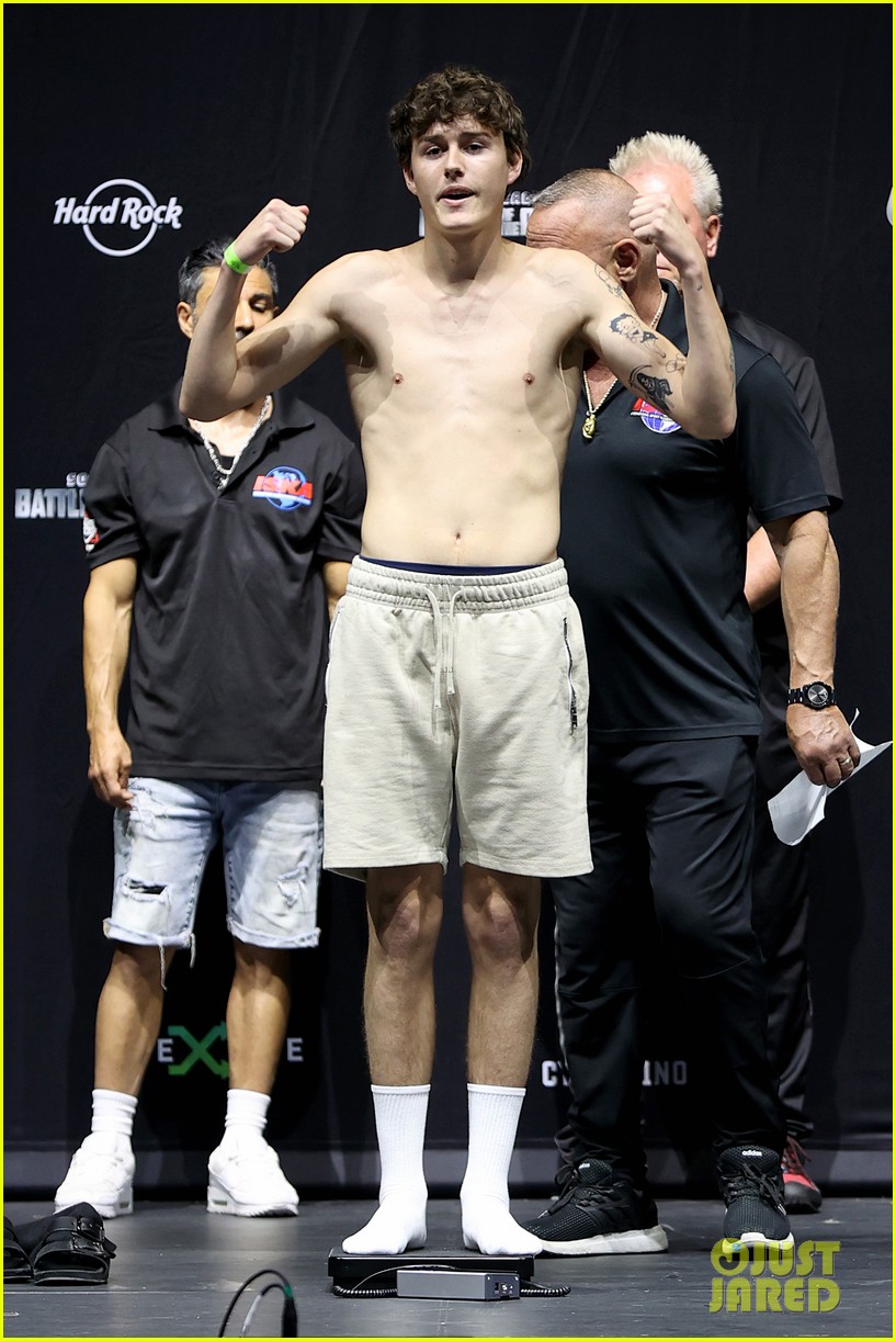 bryce hall tayler holder vinnie hacker weigh in ahead of weekend boxing event 38