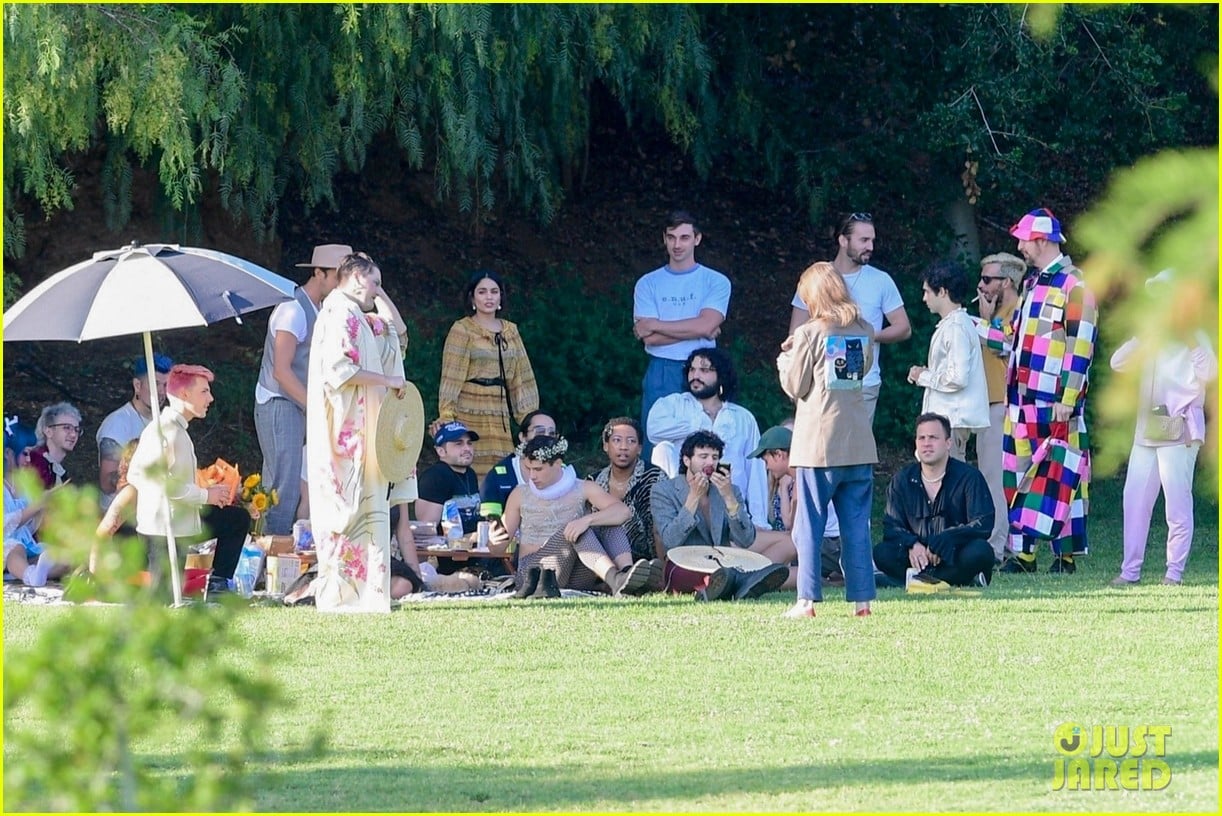 vanessa hudgens gg magree costume party in the park 31