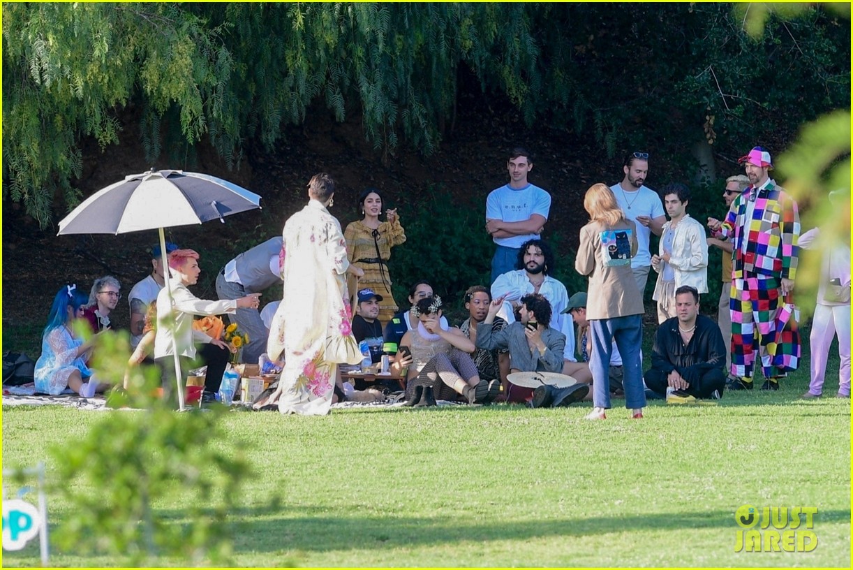 vanessa hudgens gg magree costume party in the park 34