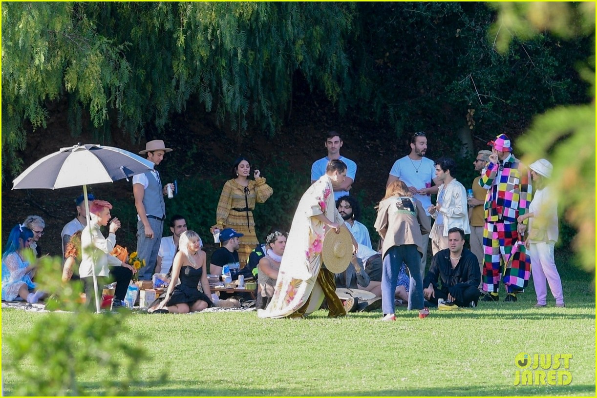vanessa hudgens gg magree costume party in the park 35