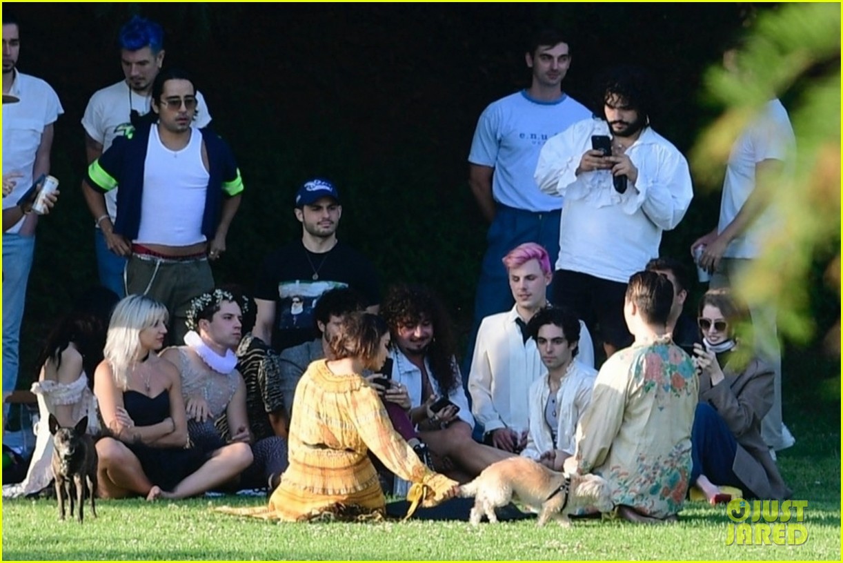 vanessa hudgens gg magree costume party in the park 44