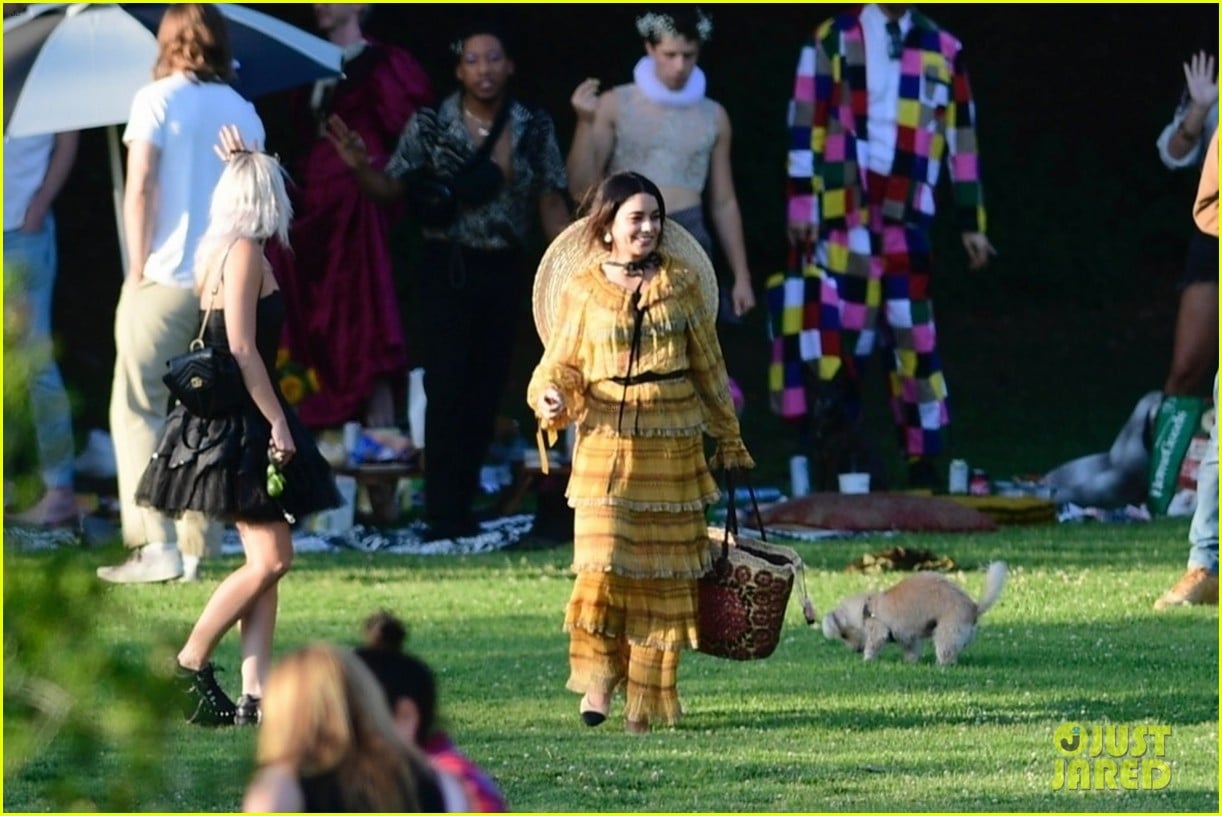 vanessa hudgens gg magree costume party in the park 46