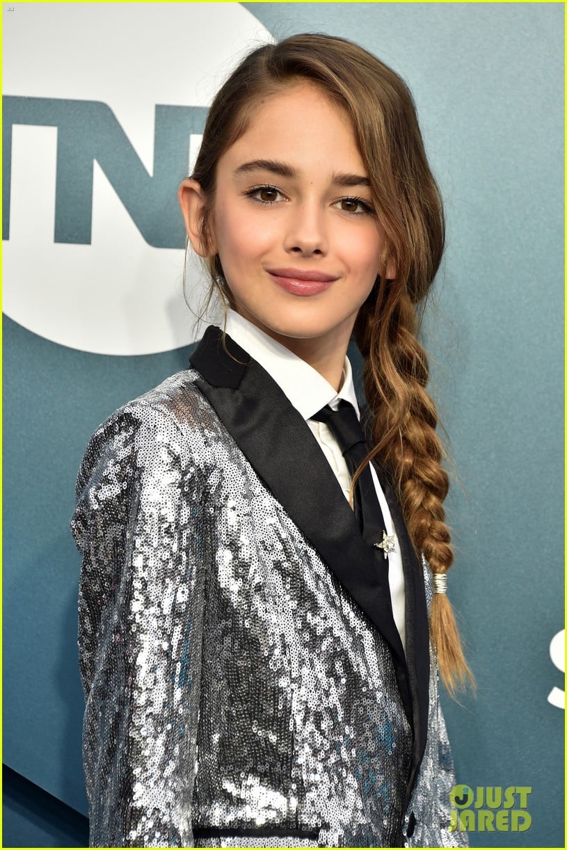 Full Sized Photo of julia butters cast in steven spielberg