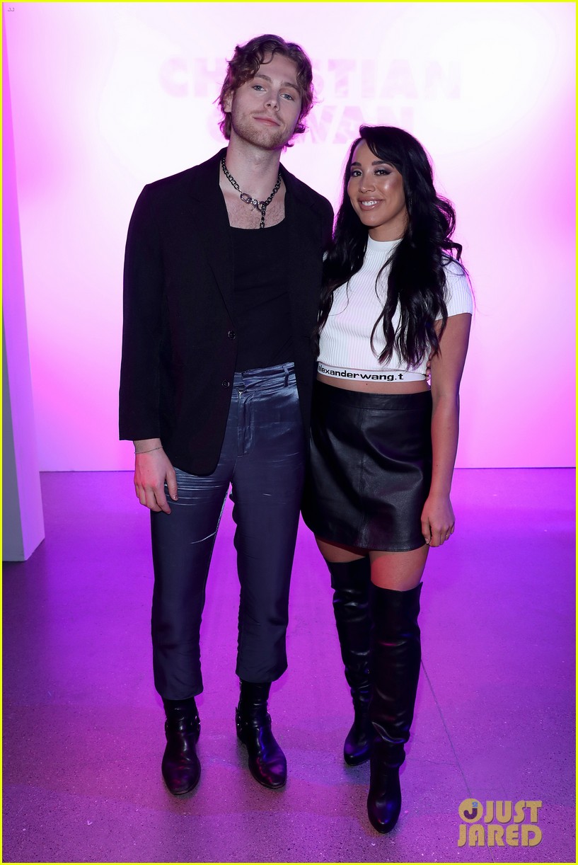 5 seconds of summers luke hemmings engaged to sierra deaton 02