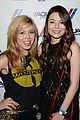 miranda cosgrove confirms new icarly will address sams absence 08