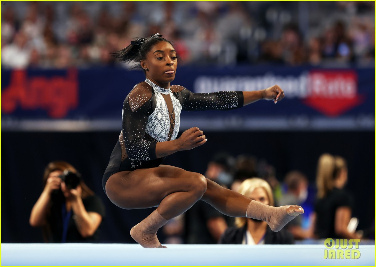 Simone Biles Becomes 7 Time All Around Us Gymnastics Champion Photo 1313315 Photo Gallery 2730