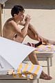 harry styles showers shirtless in italy 07