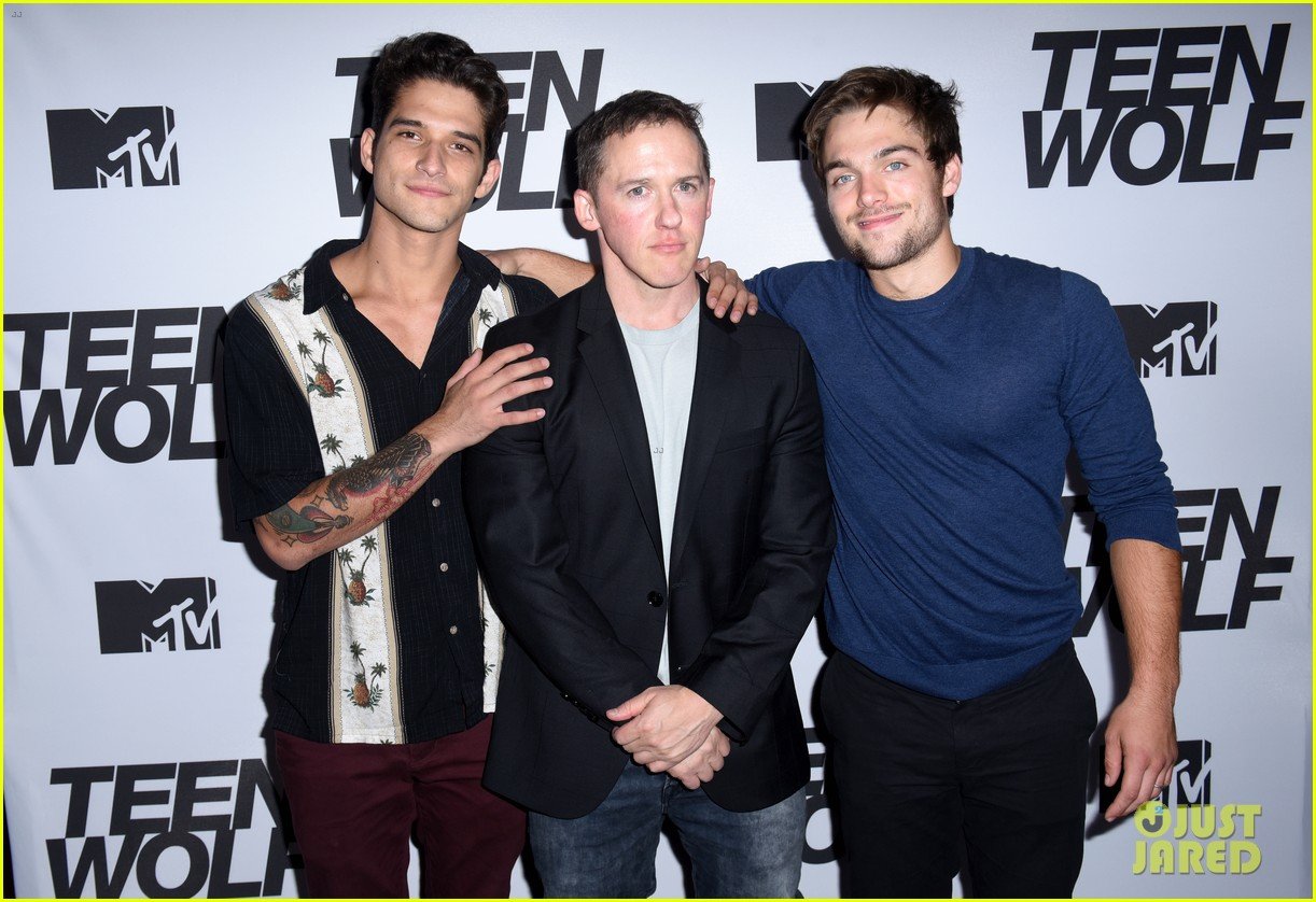 tyler posey dylan obrien more celebrate teen wolf 10 year anniversary 11