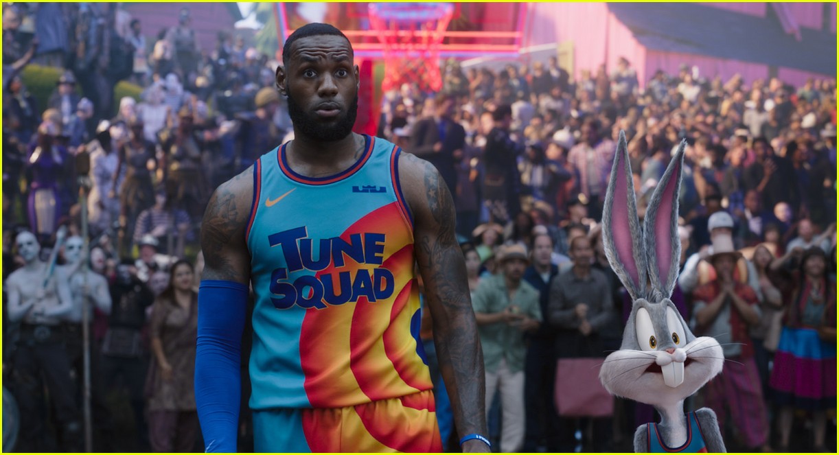 zendaya as lola bunny in space jam 05