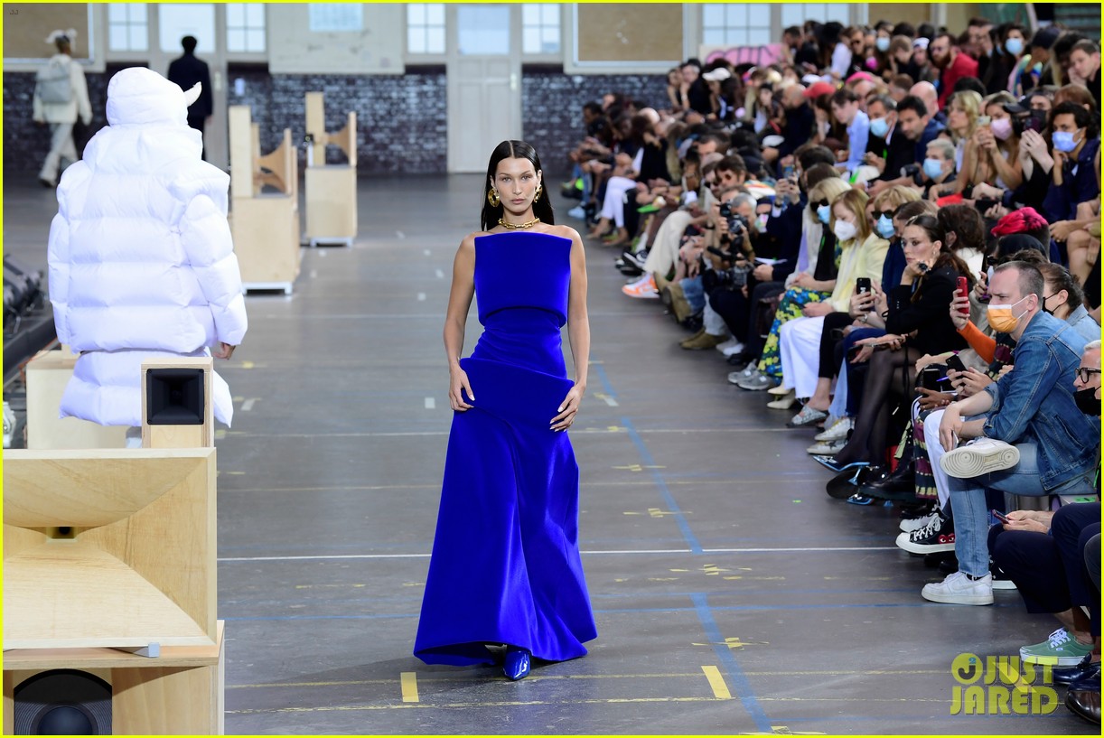 Bella Hadid Off-White FW21: See Both Of Her Runway Looks Here