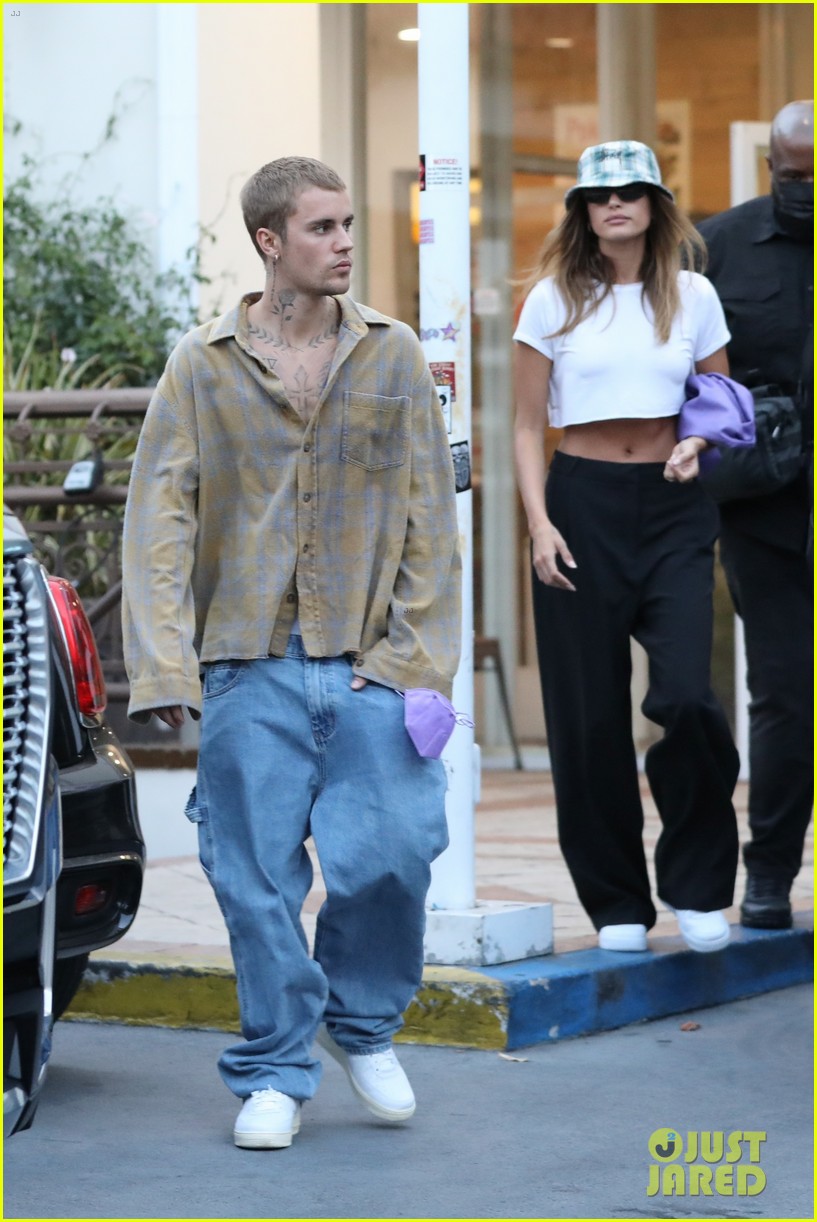 The Biebers Stepped Out for a Wednesday Night Date in L.A. | Photo