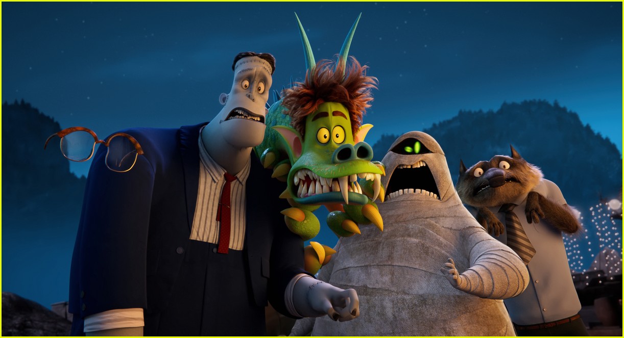 drac gets a dad bod in new hotel transylvania transformania trailer watch now 02
