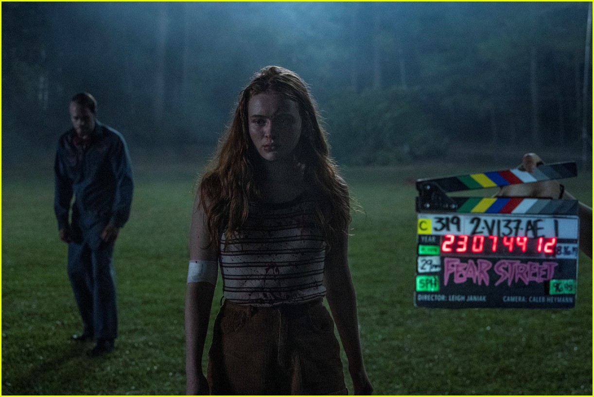 Full Sized Photo Of Sadie Sink Ted Sutherland Couple Up In New Fear Street Part Two Trailer 09 1495