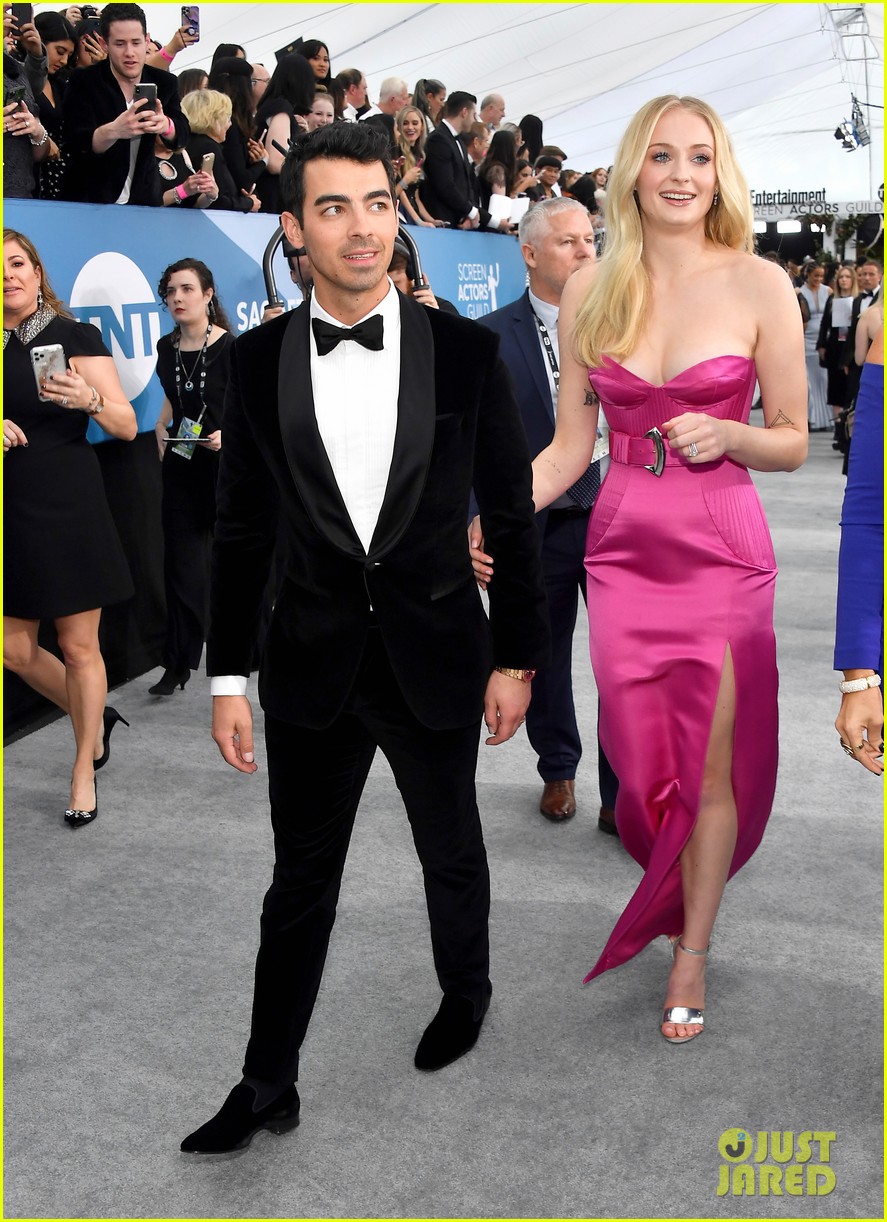 joe jonas reveals best style advice hes ever received 09