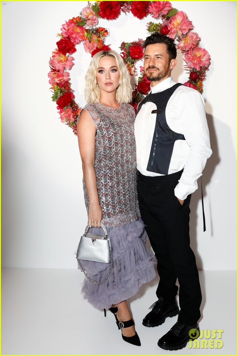 joe jonas sophie turner attend louis vuitton foundation event in paris 11