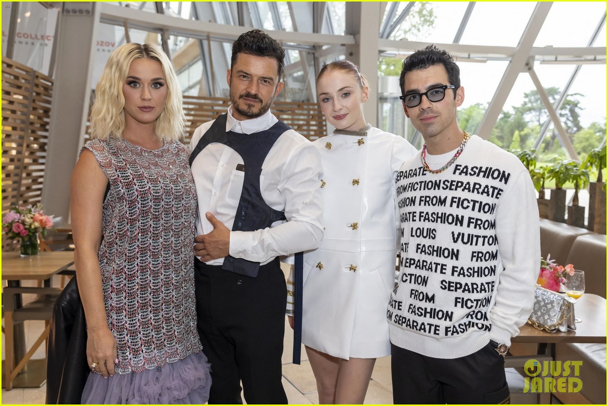 joe jonas sophie turner attend louis vuitton foundation event in paris 17