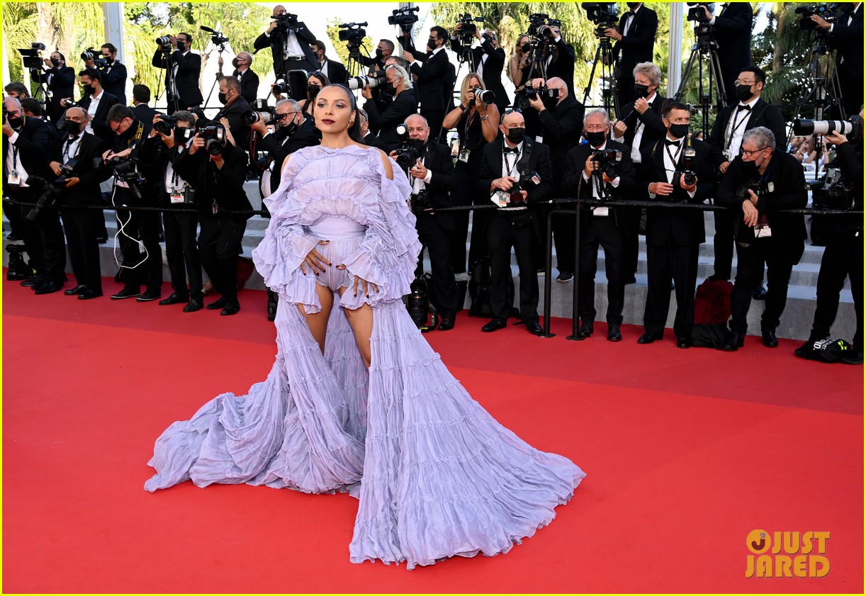 kat graham amelie zilber close out cannes film festival 2021 with loreal 01