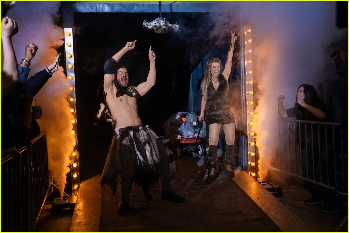 kelli berglund alexander ludwig couple up in new heels trailer 12