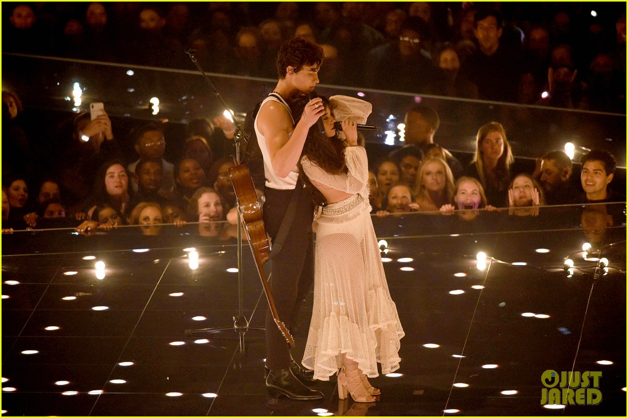 shawn mendes camila cabello two year anniversary 18
