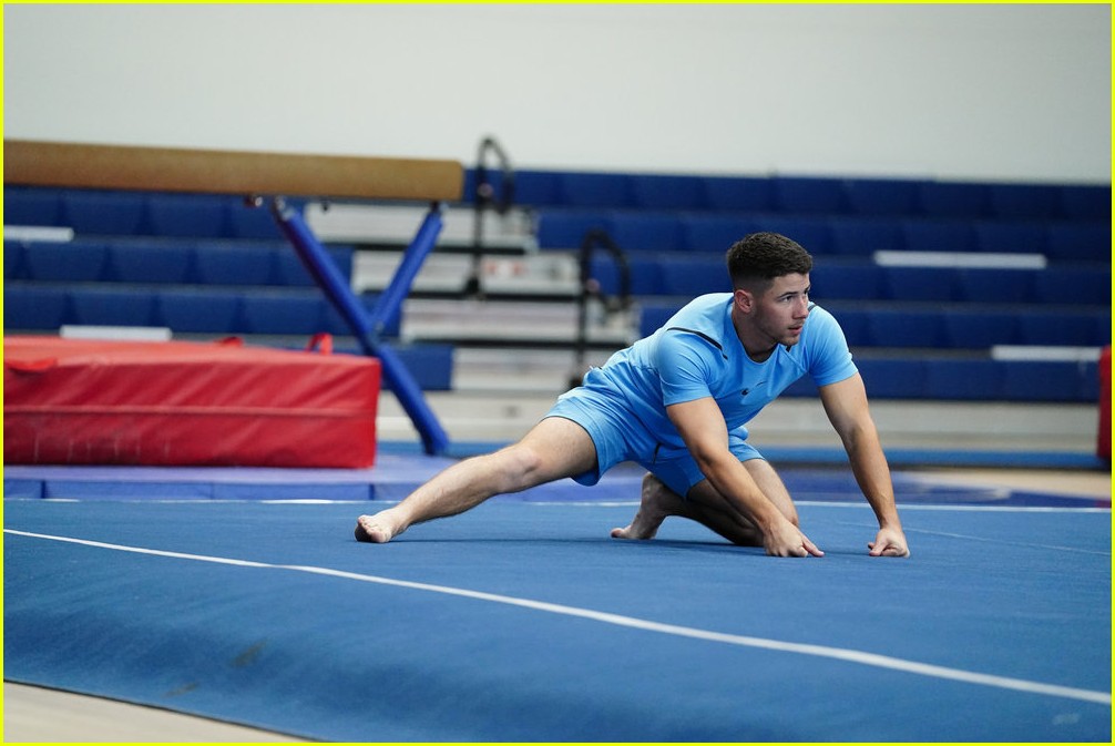 nick jonas bmx crash will be in the olympic dreams special 09