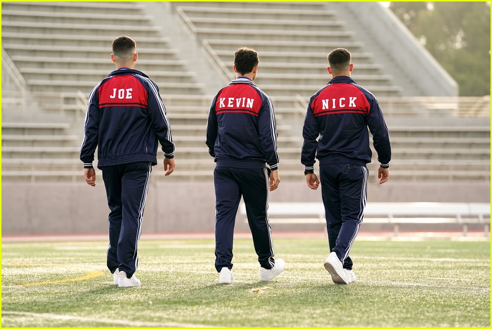 nick jonas bmx crash will be in the olympic dreams special 33