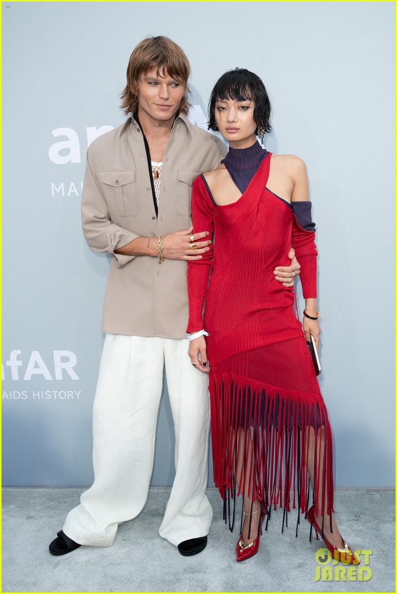 nina dobrev rachel brosnahan maria bakalova amfar gala 32