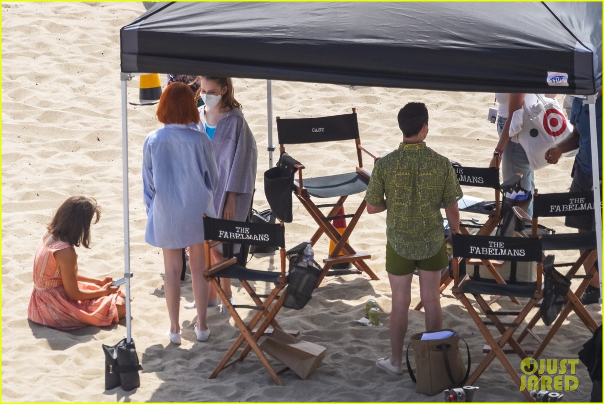 Chloe East & Newcomer Sam Rechner Hit The Beach To Film New Steven ...