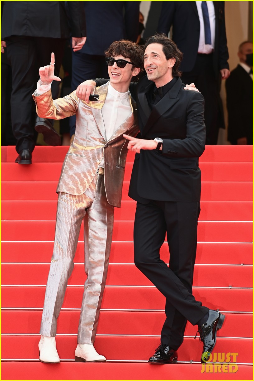 timothee chalamet cozies up to costar tilda swinton at the french dispatch cannes premiere 10