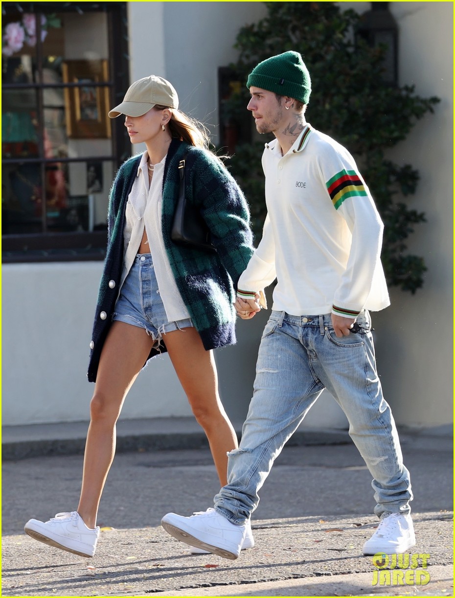 Full Sized Photo of justin bieber hailey pick up pizza for dinner 03 ...