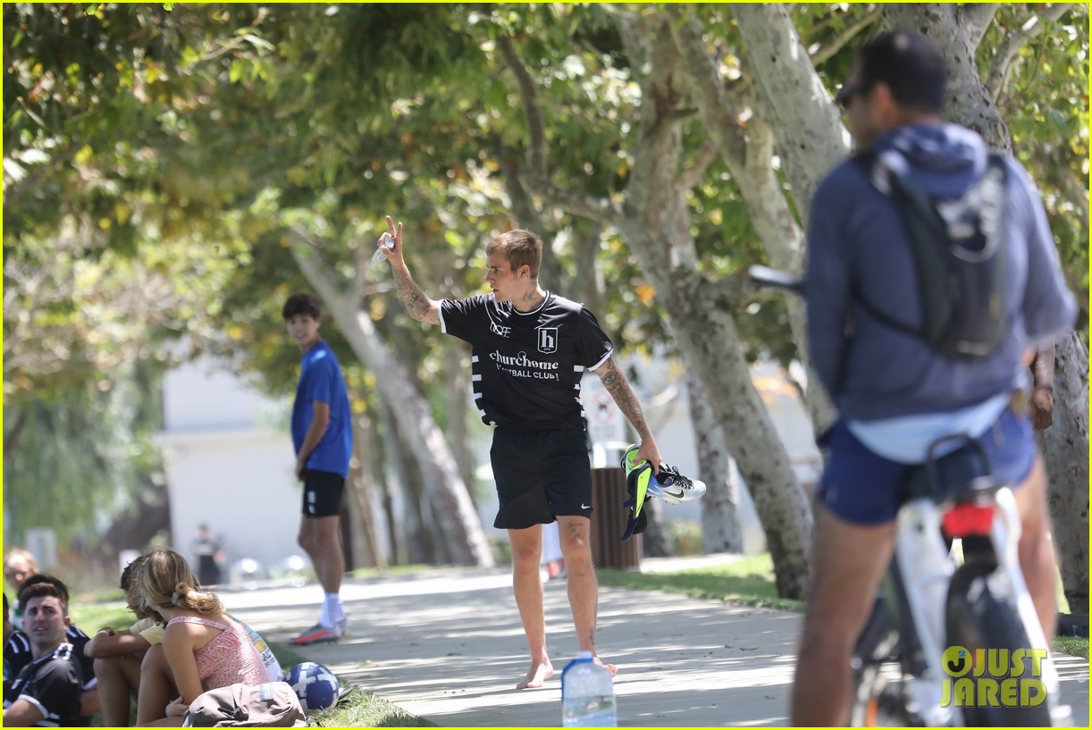 Justin Bieber Plays In His Saturday Soccer League Photos Photo 1319697 Photo Gallery 