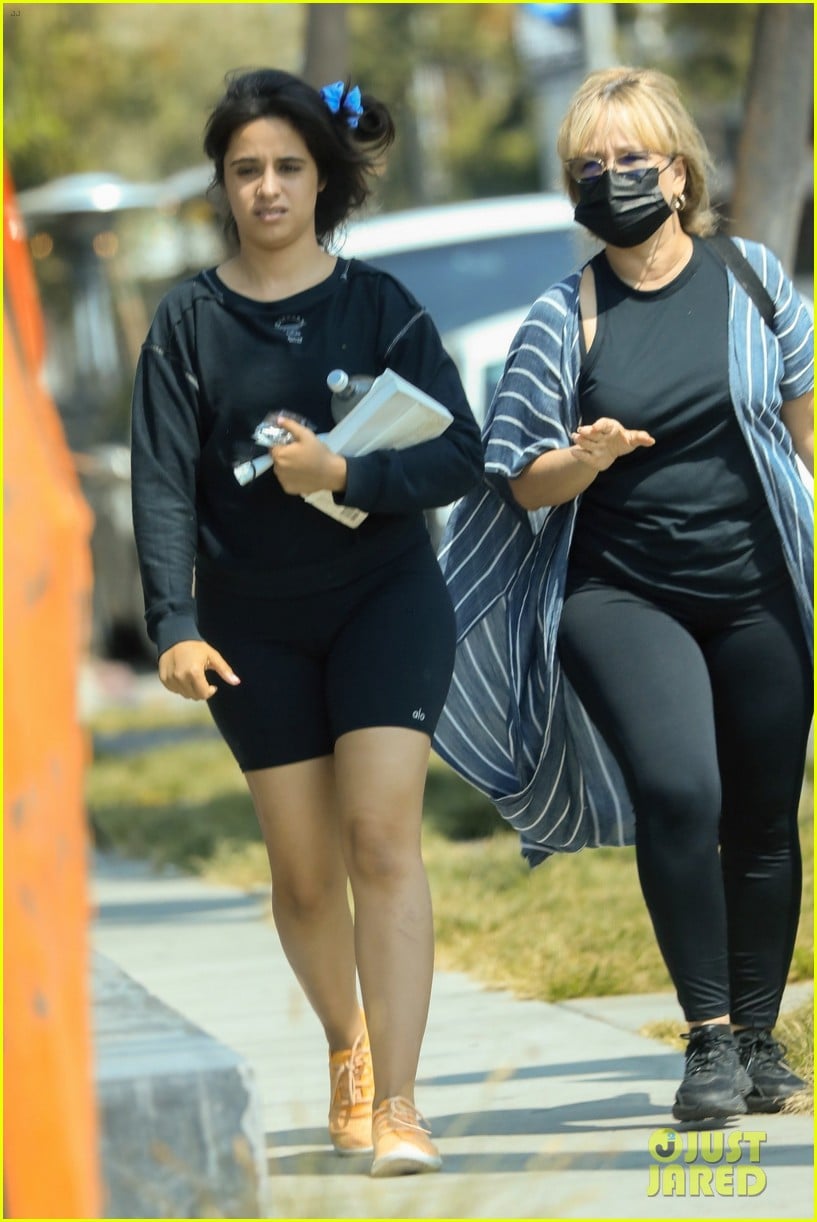 Full Sized Photo of camila cabello runs errands with her mom 18