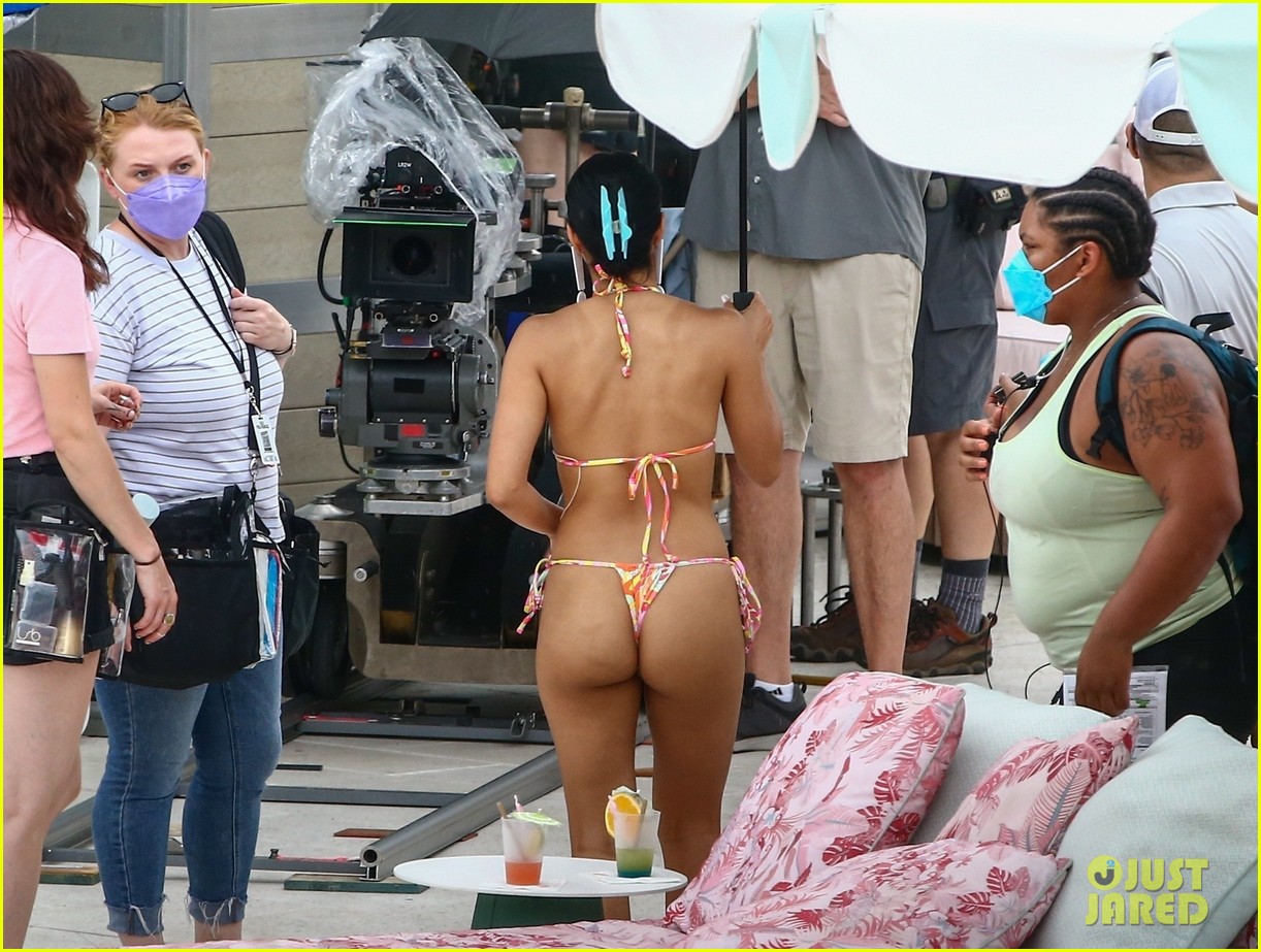 camila mendes maya hawke lounge swimsuits strangers movie 44