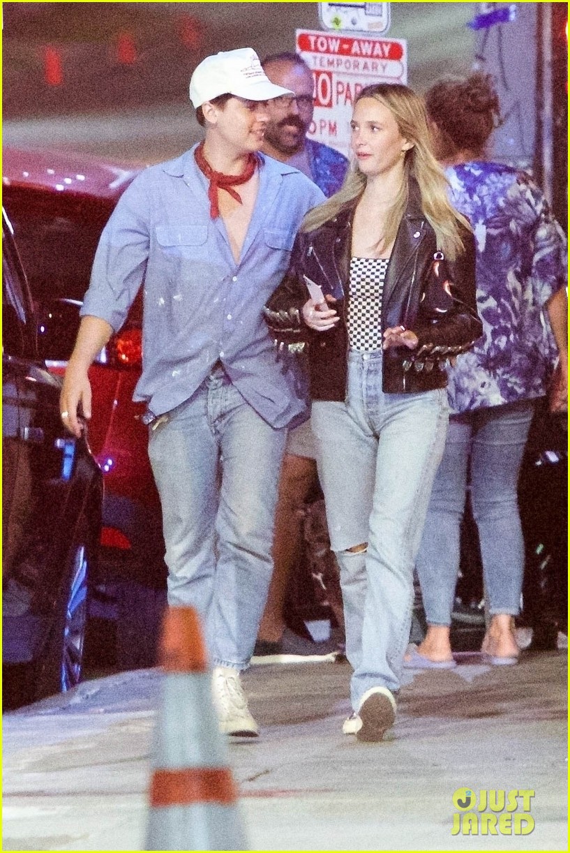 cole sprouse ari fournier stay close after date night 04