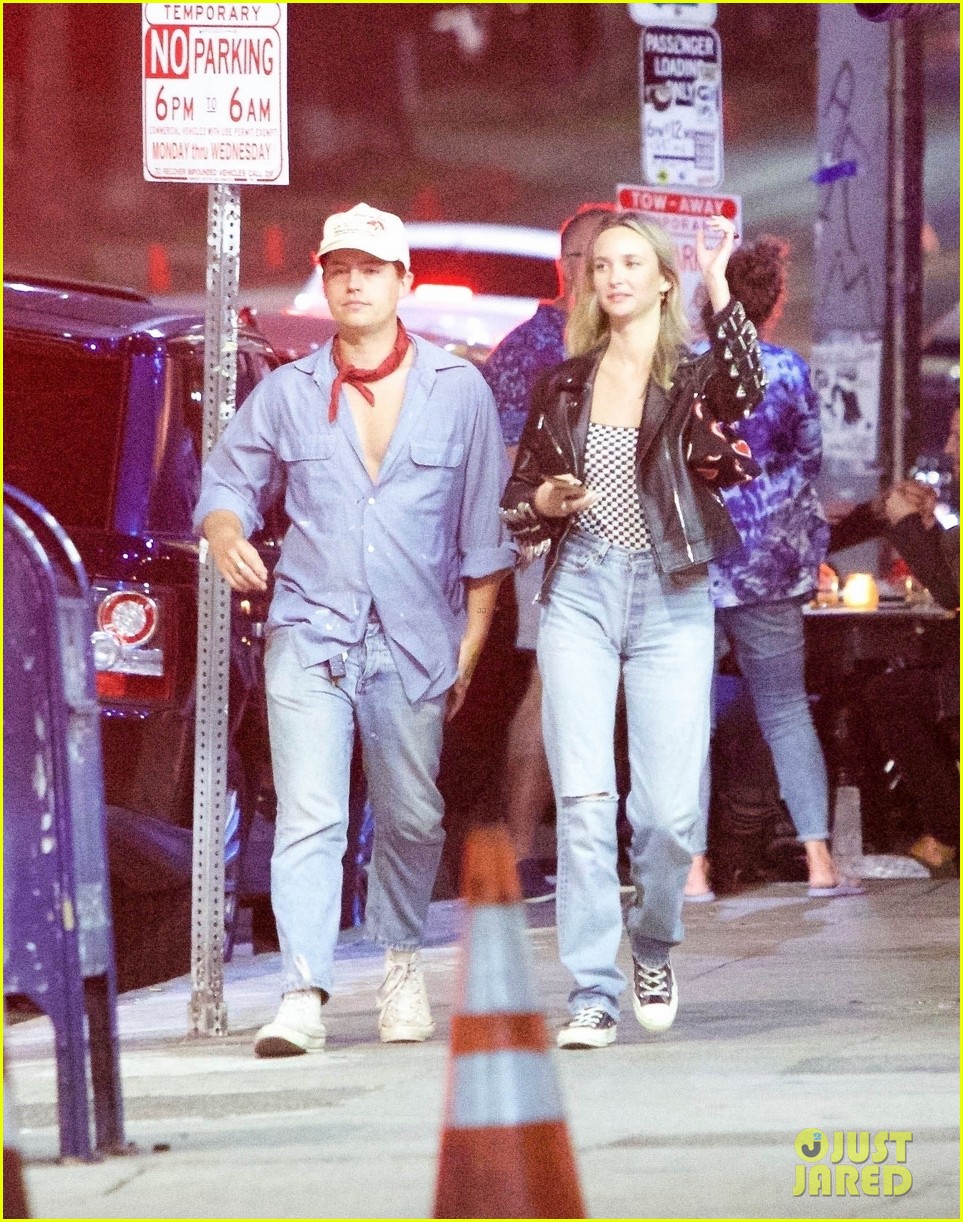 cole sprouse ari fournier stay close after date night 15