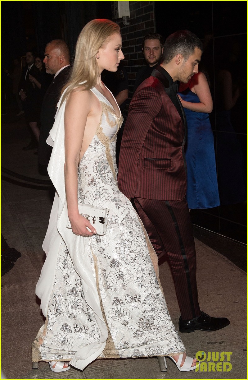 joe jonas birthday post 06
