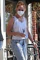 kristen stewart shows off new hair color shopping with gf dylan meyer 07
