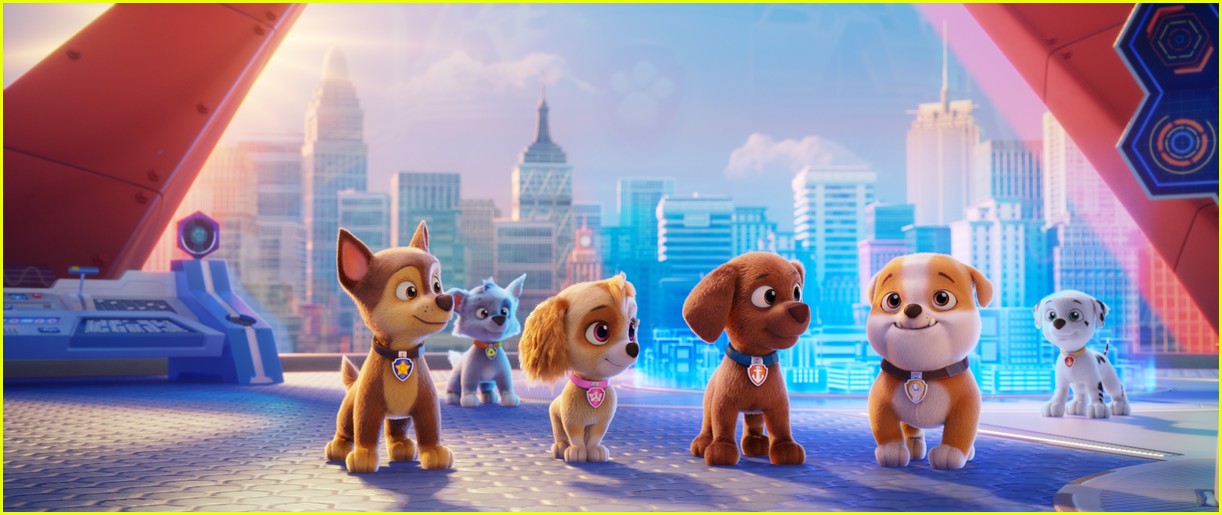 who stars in paw patrol the movie meet celeb voice cast here 05