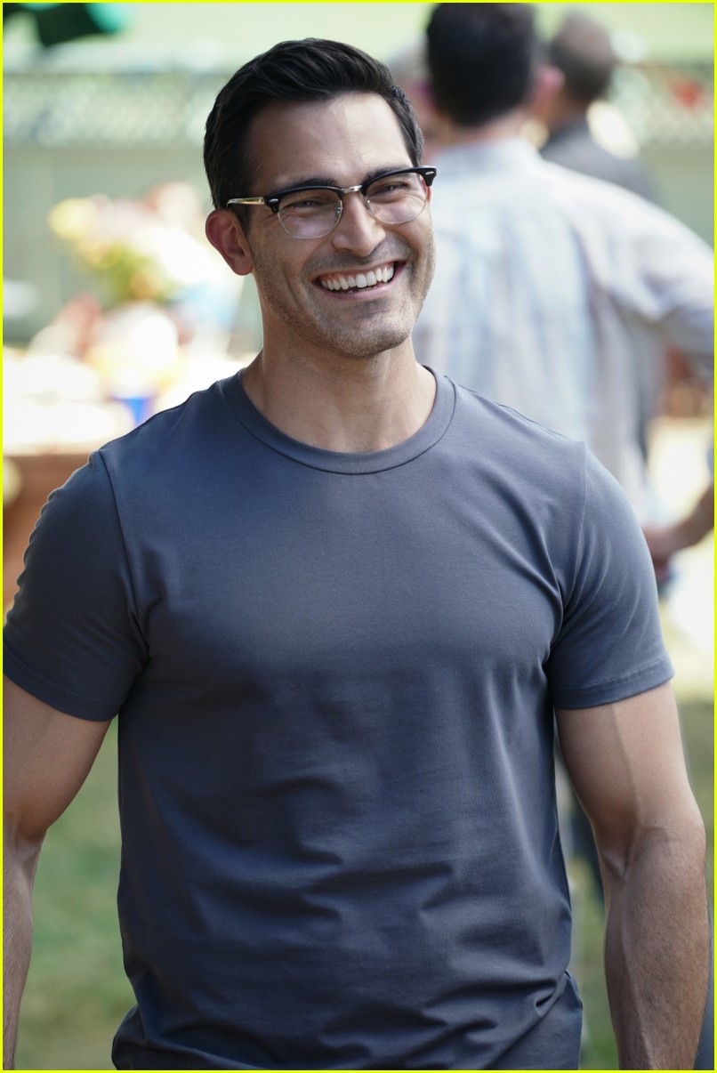 the flashs tom cavanagh directs tonights superman lois finale 05