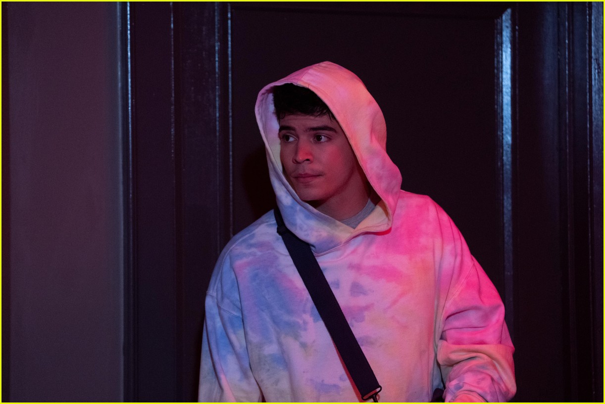 aaron dominguez talks building the relationship with selena gomez 01