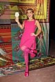 addison rae brings sparkly fan to versace fashion show in milan 02