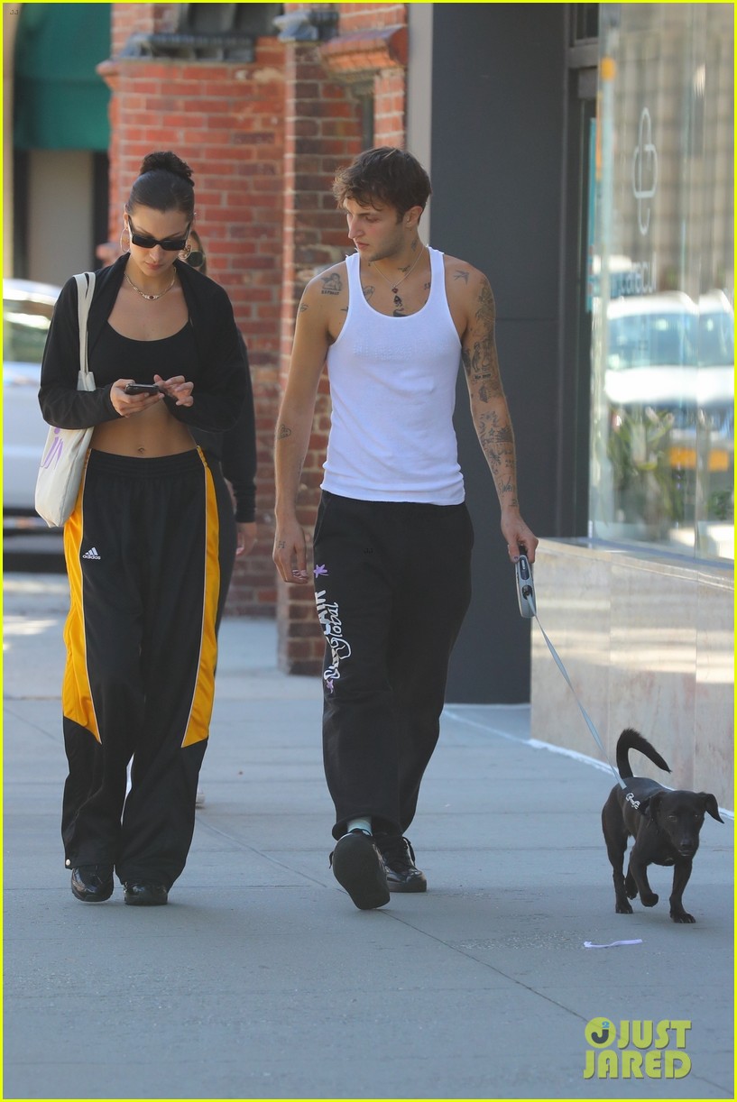 bella hadid hangs brother anwar nyc 07