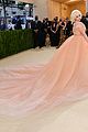 billie eilish needed a lot of help with her giant met gala dress 11