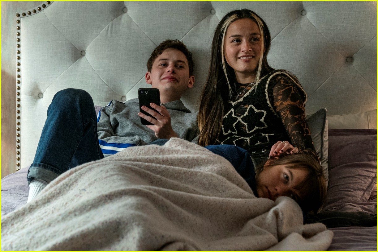 hbo max cancels justice smiths generation after only one season 04