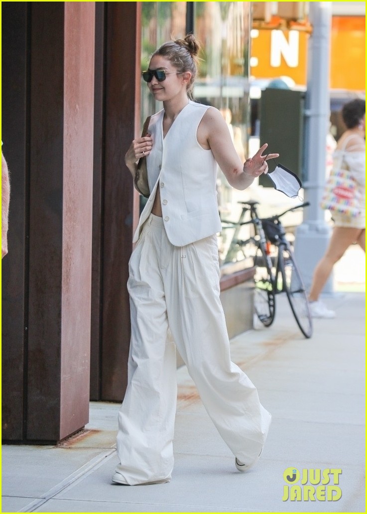 gigi hadid steps out in all white in nyc 01