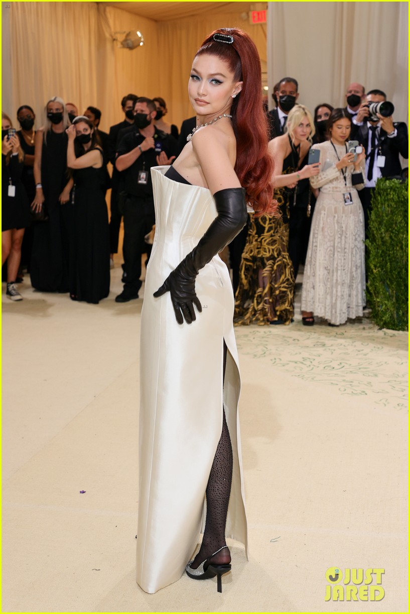 gigi hadid debuts red hair at met gala 2021 07