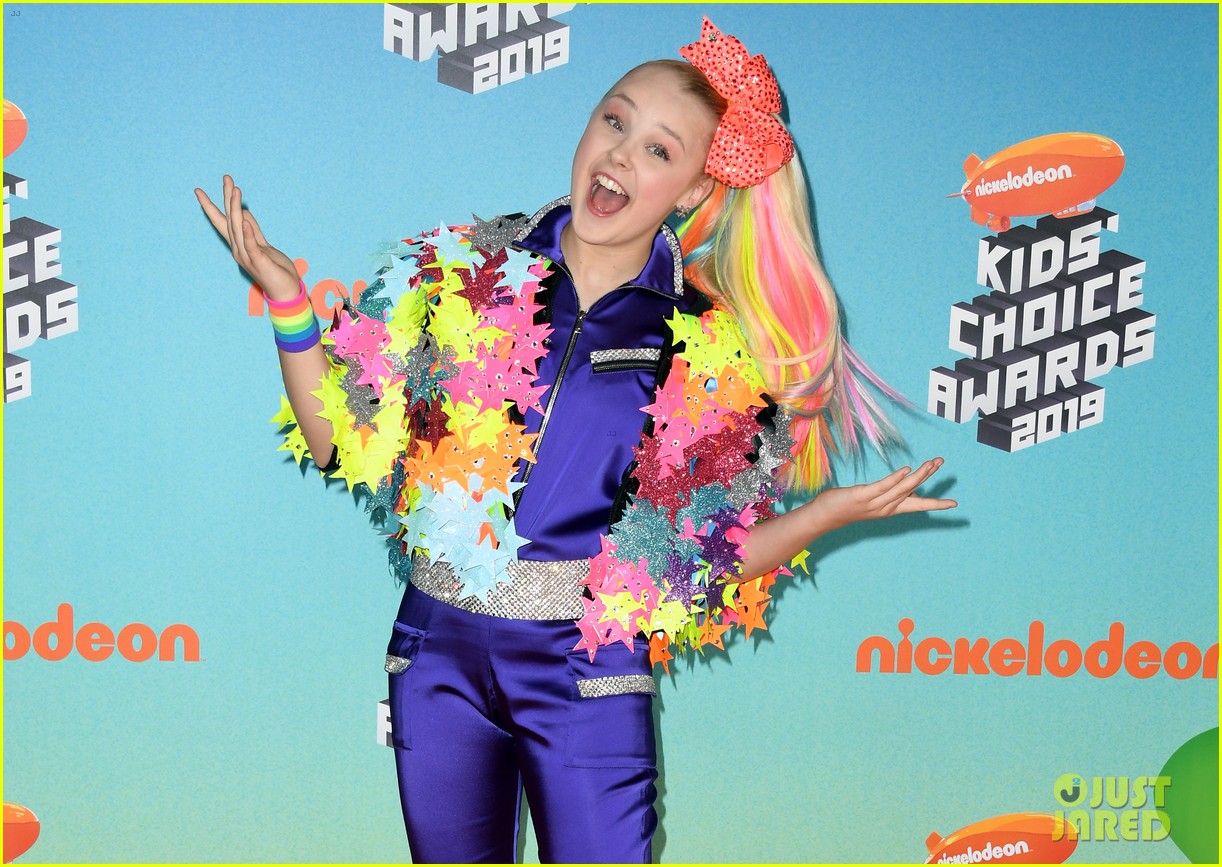 jojo siwa is putting nickelodeon on blast 05